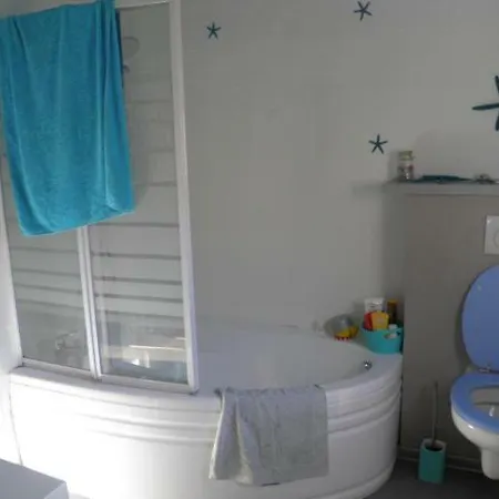 Provencal Avec Piscine A De 10 Personnes Dom wakacyjny