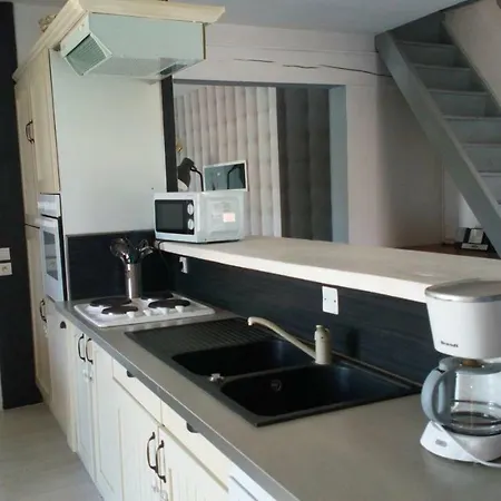 Provencal Avec Piscine A De 10 Personnes Dom wakacyjny *